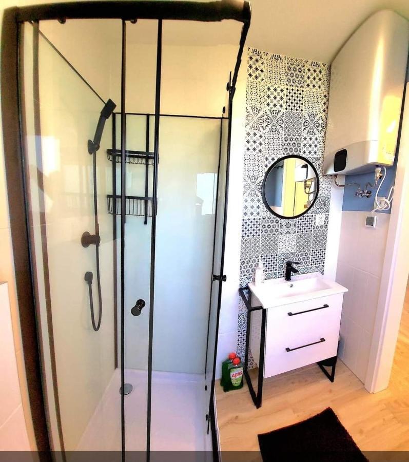 Apartamento Lesny Zakatek Jarosławiec Exterior foto